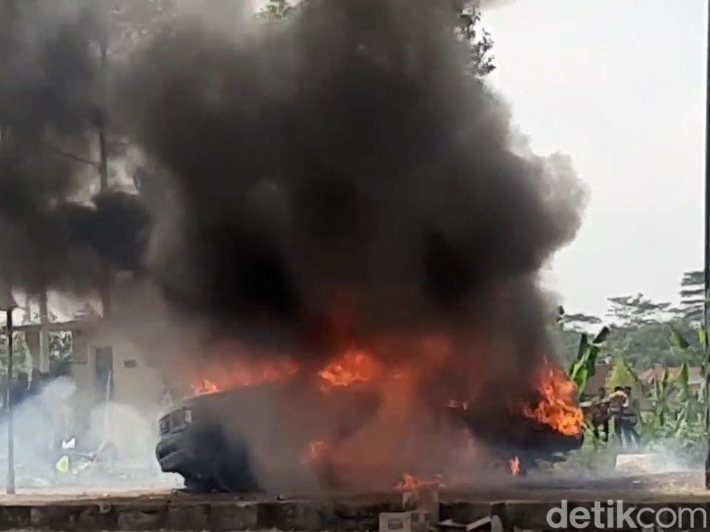 Simulasi Huru-hara di Jantung Kabupaten Tasikmalaya